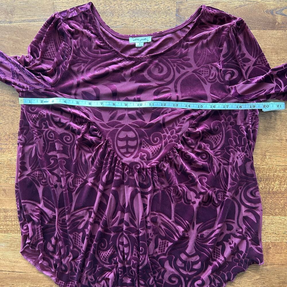 Ultra Pink Boho Velvet Tunic Top – Bell Sleeves in Deep Burgundy size M - Picture 5 of 9